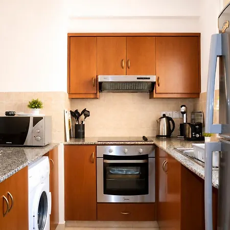 Vanessa 2 Bedroom פאפוס
